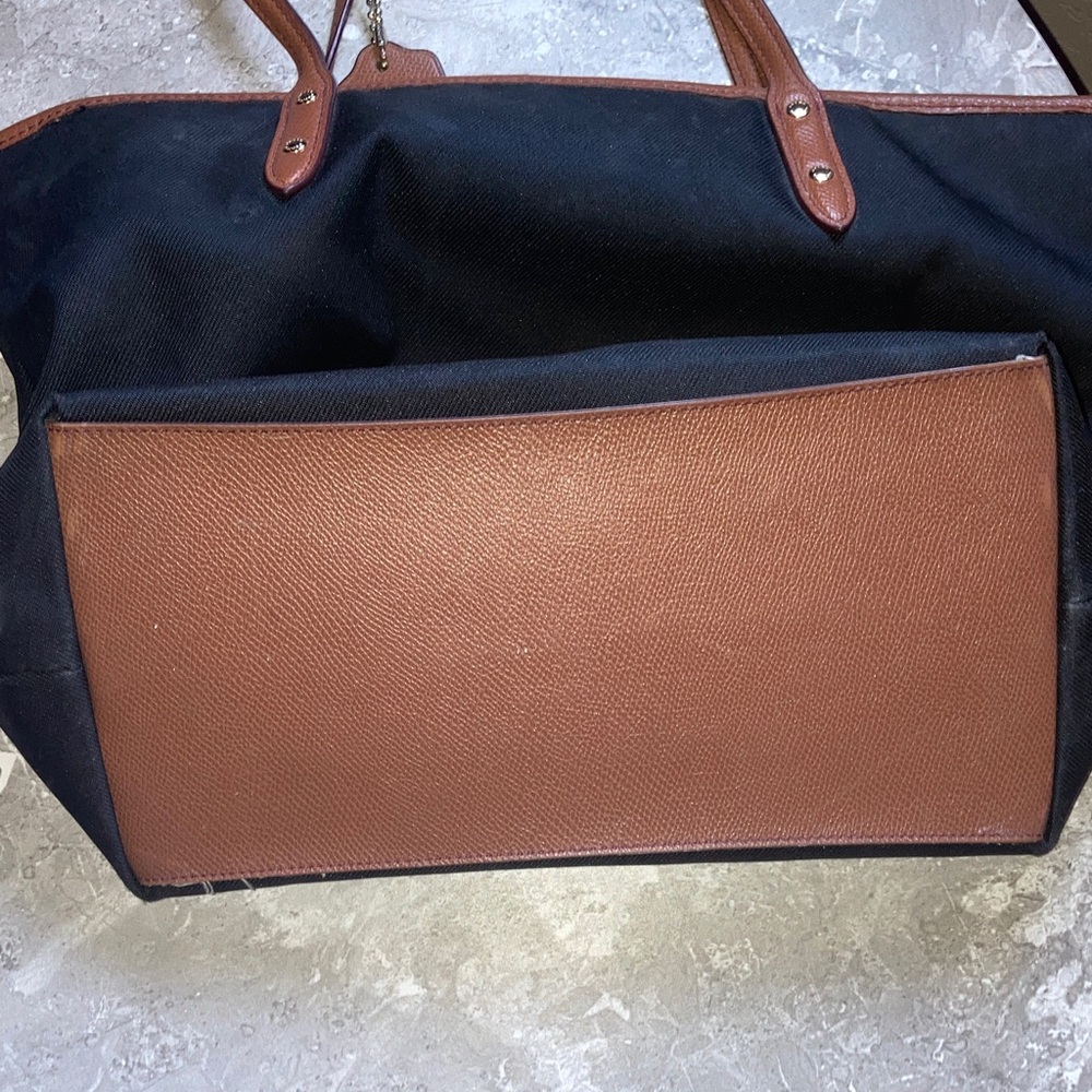 Coach Black and Brown mid-size purse - Picture 4 of 6